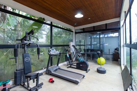 Casa para alugar com 700m², 3 quartos e 10 vagas Casa para alugar com 700m², 3 quartos e 10 vagasÁrea comum