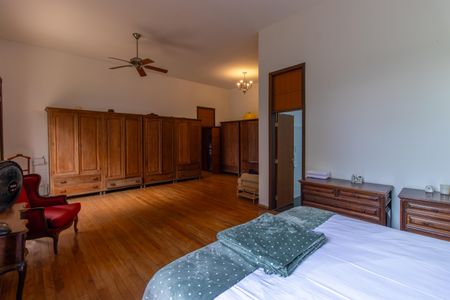 Casa para alugar com 700m², 3 quartos e 10 vagas Casa para alugar com 700m², 3 quartos e 10 vagasSuíte