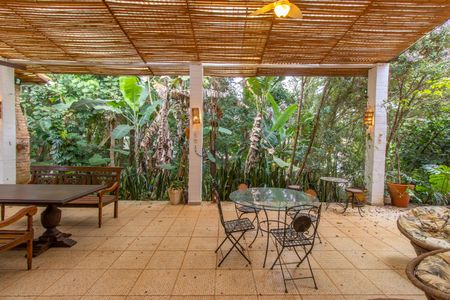 Casa para alugar com 700m², 3 quartos e 10 vagas Casa para alugar com 700m², 3 quartos e 10 vagasVista da Sala de jantar