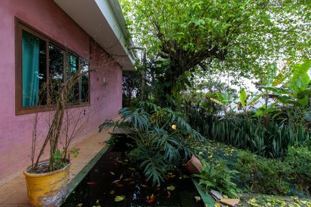 Casa para alugar com 700m², 3 quartos e 10 vagas Casa para alugar com 700m², 3 quartos e 10 vagasFachada