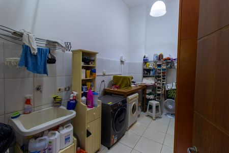 Casa para alugar com 700m², 3 quartos e 10 vagas Casa para alugar com 700m², 3 quartos e 10 vagasÁrea de Serviço