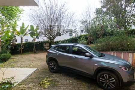 Casa para alugar com 700m², 3 quartos e 10 vagas Casa para alugar com 700m², 3 quartos e 10 vagasVista da Sala de TV