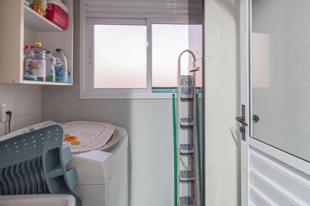 Apartamento à venda com 58m², 2 quartos e 1 vaga Apartamento à venda com 58m², 2 quartos e 1 vagaÁrea de Serviço