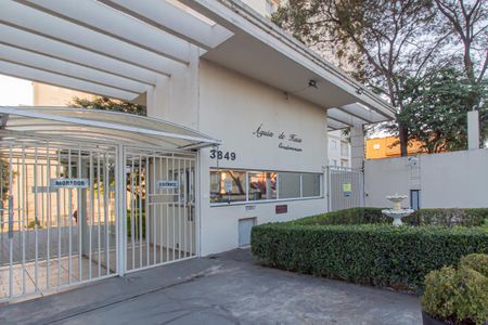 Apartamento à venda com 58m², 2 quartos e 1 vaga Apartamento à venda com 58m², 2 quartos e 1 vagaFachada