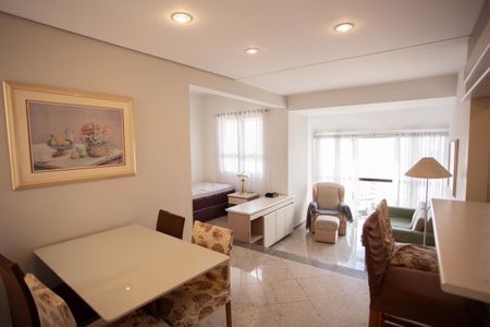 Apartamento para alugar com 55m², 1 quarto e 1 vaga Apartamento para alugar com 55m², 1 quarto e 1 vagaSala