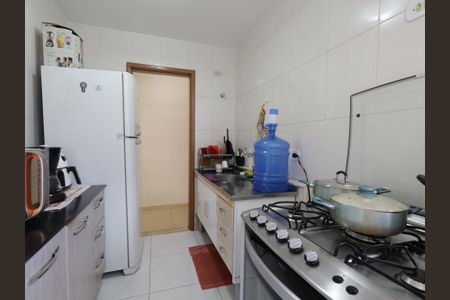 Apartamento à venda com 76m², 2 quartos e 1 vagaCozinha