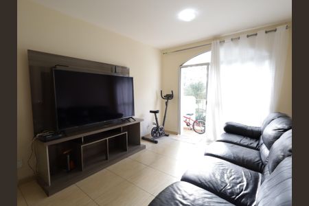Apartamento à venda com 76m², 2 quartos e 1 vagaSala