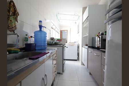 Apartamento à venda com 76m², 2 quartos e 1 vagaCozinha