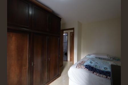 Apartamento à venda com 76m², 2 quartos e 1 vagaQuarto 2