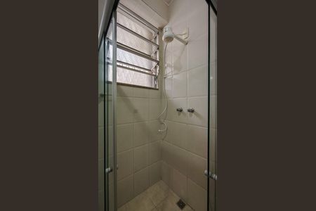 Casa à venda com 400m², 6 quartos e 2 vagasBanheiro da Suíte 1