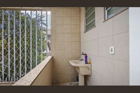 Casa à venda com 400m², 6 quartos e 2 vagasÁrea de Serviço 2