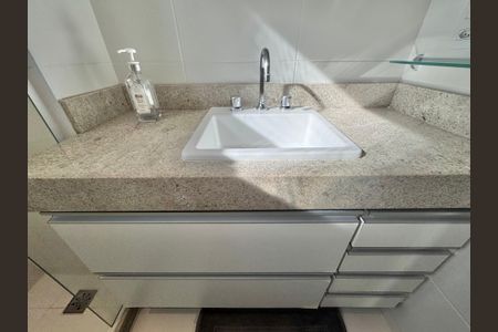 Apartamento à venda com 91m², 3 quartos e 2 vagasSuite - Banheiro