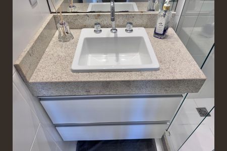 Apartamento à venda com 91m², 3 quartos e 2 vagasBanheiro Social