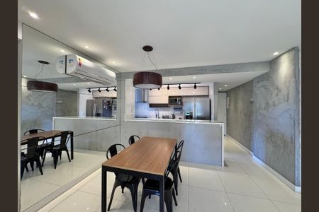 Apartamento à venda com 91m², 3 quartos e 2 vagasSala