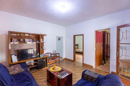 Casa à venda com 278m², 4 quartos e 1 vaga Casa à venda com 278m², 4 quartos e 1 vagaSala