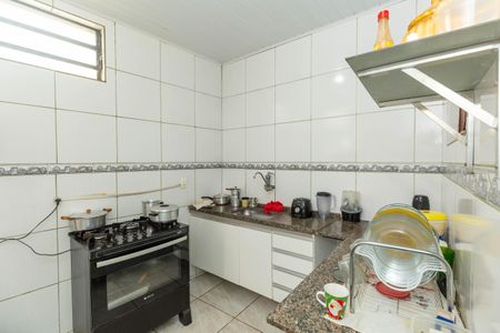 Casa à venda com 278m², 4 quartos e 1 vaga Casa à venda com 278m², 4 quartos e 1 vagaCozinha