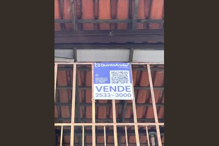 Casa à venda com 278m², 4 quartos e 1 vaga Casa à venda com 278m², 4 quartos e 1 vagaPlaca