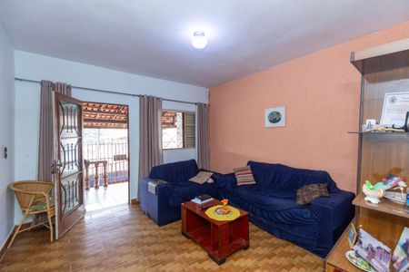 Casa à venda com 278m², 4 quartos e 1 vaga Casa à venda com 278m², 4 quartos e 1 vagaSala