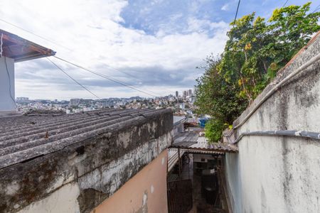 Casa à venda com 278m², 4 quartos e 1 vaga Casa à venda com 278m², 4 quartos e 1 vagaQuintal