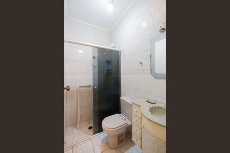 Casa à venda com 300m², 4 quartos e 10 vagasEdícula - Banheiro