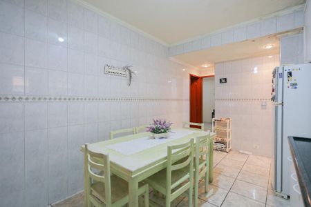 Casa à venda com 300m², 4 quartos e 10 vagasCozinha