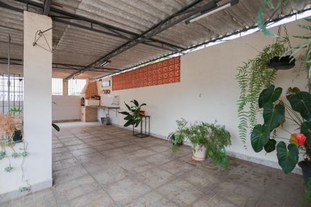 Casa à venda com 300m², 4 quartos e 10 vagasÁrea de lazer e terraço