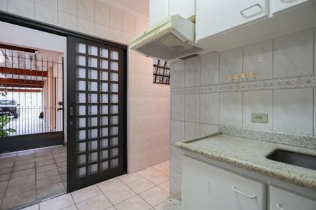 Casa à venda com 300m², 4 quartos e 10 vagasEdícula - Cozinha