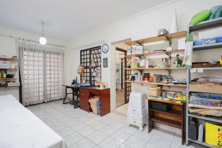 Casa à venda com 300m², 4 quartos e 10 vagasEdícula - Sala