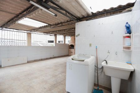 Casa à venda com 300m², 4 quartos e 10 vagasÁrea de serviço