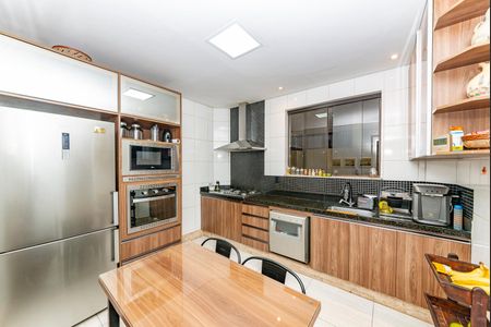 Apartamento à venda com 124m², 3 quartos e 3 vagasCozinha