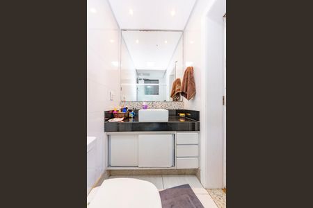 Apartamento à venda com 124m², 3 quartos e 3 vagasBanheiro da Suíte
