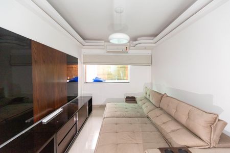 Apartamento à venda com 125m², 3 quartos e 1 vagaSala