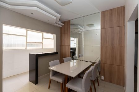 Apartamento à venda com 125m², 3 quartos e 1 vagaSala