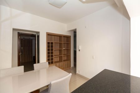 Apartamento à venda com 125m², 3 quartos e 1 vagaSala