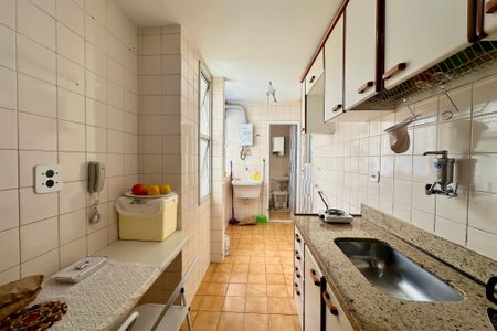 Apartamento à venda com 57m², 1 quarto e 1 vaga Apartamento à venda com 57m², 1 quarto e 1 vagaCozinha e Área de Serviço