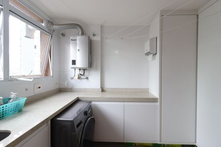 Apartamento à venda com 118m², 3 quartos e 2 vagasÁrea de Serviço