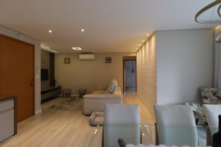 Apartamento à venda com 118m², 3 quartos e 2 vagasSala