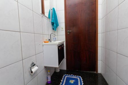 Casa à venda com 155m², 3 quartos e 7 vagasBanheiro 1