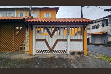 Casa à venda com 155m², 3 quartos e 7 vagasFachada