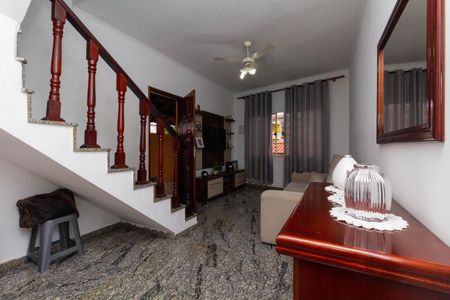 Casa à venda com 155m², 3 quartos e 7 vagasSala