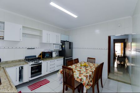 Casa à venda com 134m², 3 quartos e 1 vaga Casa à venda com 134m², 3 quartos e 1 vagaCozinha