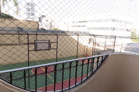 Apartamento à venda com 94m², 3 quartos e 1 vaga Apartamento à venda com 94m², 3 quartos e 1 vagaSacada