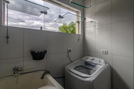 Apartamento à venda com 75m², 3 quartos e 1 vagaÁrea de Serviço