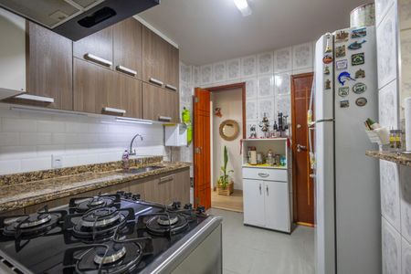 Apartamento à venda com 90m², 2 quartos e 1 vagaCozinha