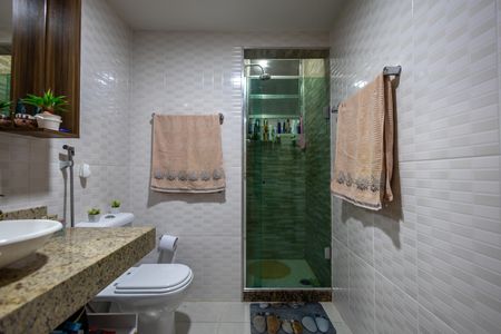 Apartamento à venda com 90m², 2 quartos e 1 vagaBanheiro Social