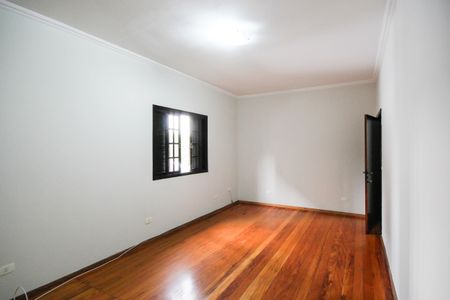 Casa para alugar com 300m², 3 quartos e 2 vagasQuarto 1