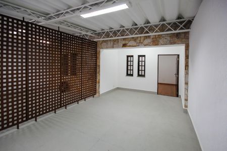 Casa para alugar com 300m², 3 quartos e 2 vagasGaragem