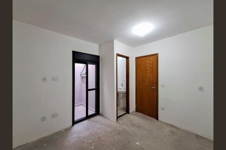 Casa à venda com 212m², 3 quartos e 4 vagasSuíte 2