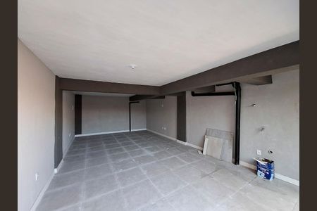 Casa à venda com 212m², 3 quartos e 4 vagasSalão