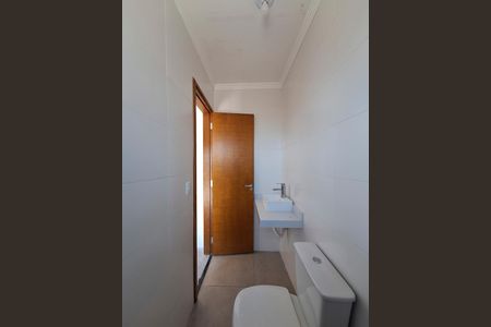 Casa à venda com 212m², 3 quartos e 4 vagasBanheiro da Suíte 1